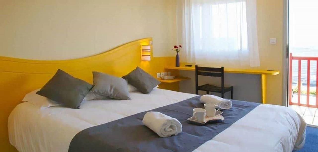 Adonis Budget Pornichet Bagian luar foto